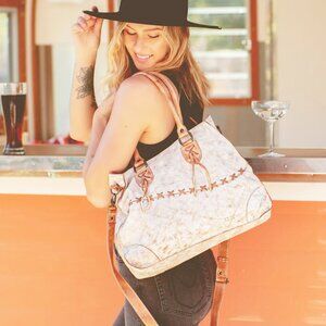 BED STU Nectar Lux Tan*BRUNA shoulder Crossbody Distressed bag Like new!